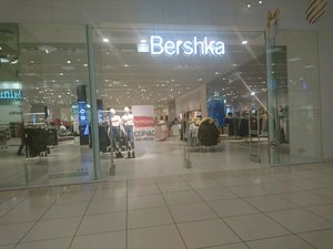 Bershka Москва