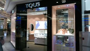 Tous