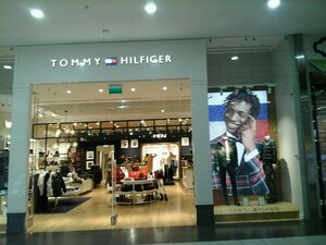 Tommy Hilfiger